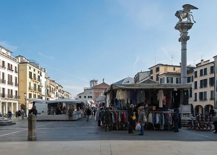 Diamantino Town HouseBed and Breakfast